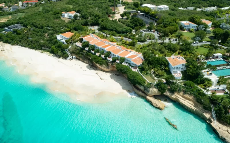 La pequeña y paradisíaca isla del Caribe a la que una casualidad le está haciendo ganar millones gracias a la IA