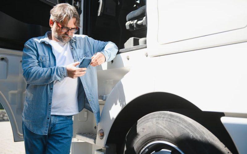 Antes de viajar por carretera: revisa frenos y llantas correctamente